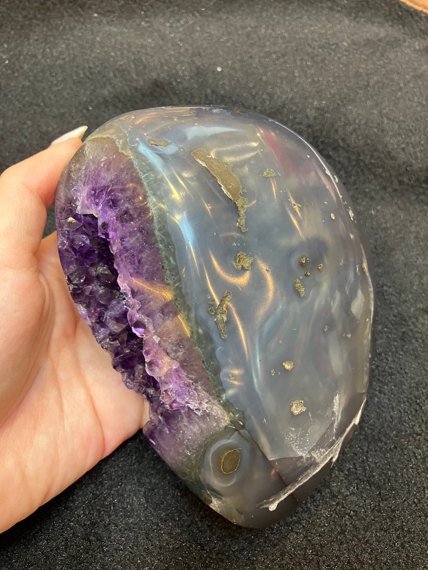 *RARE AGATE SHELL* 1070g Natural Uruguay Amethyst Geode Fengshui Display with Wooden Base